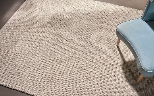 Larry ivory hand woven wool rug