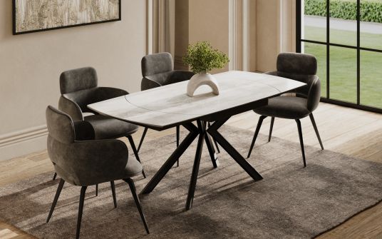 Novella extendable dining table