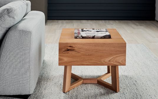 Tropea Australian oak side table