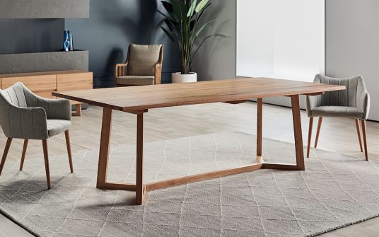 Tropea Australian oak dining table